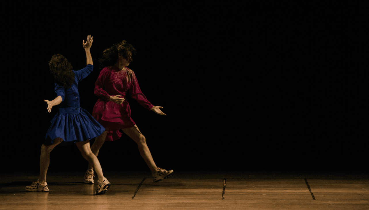 Montagem da companhia Futura investiga corpo, espaço e imaginação por meio da dança