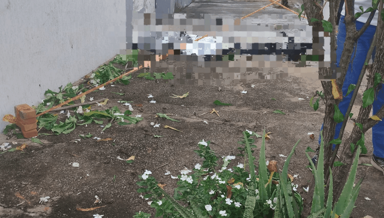 Ciclista morre após colidir com árvore e muro em Limeira