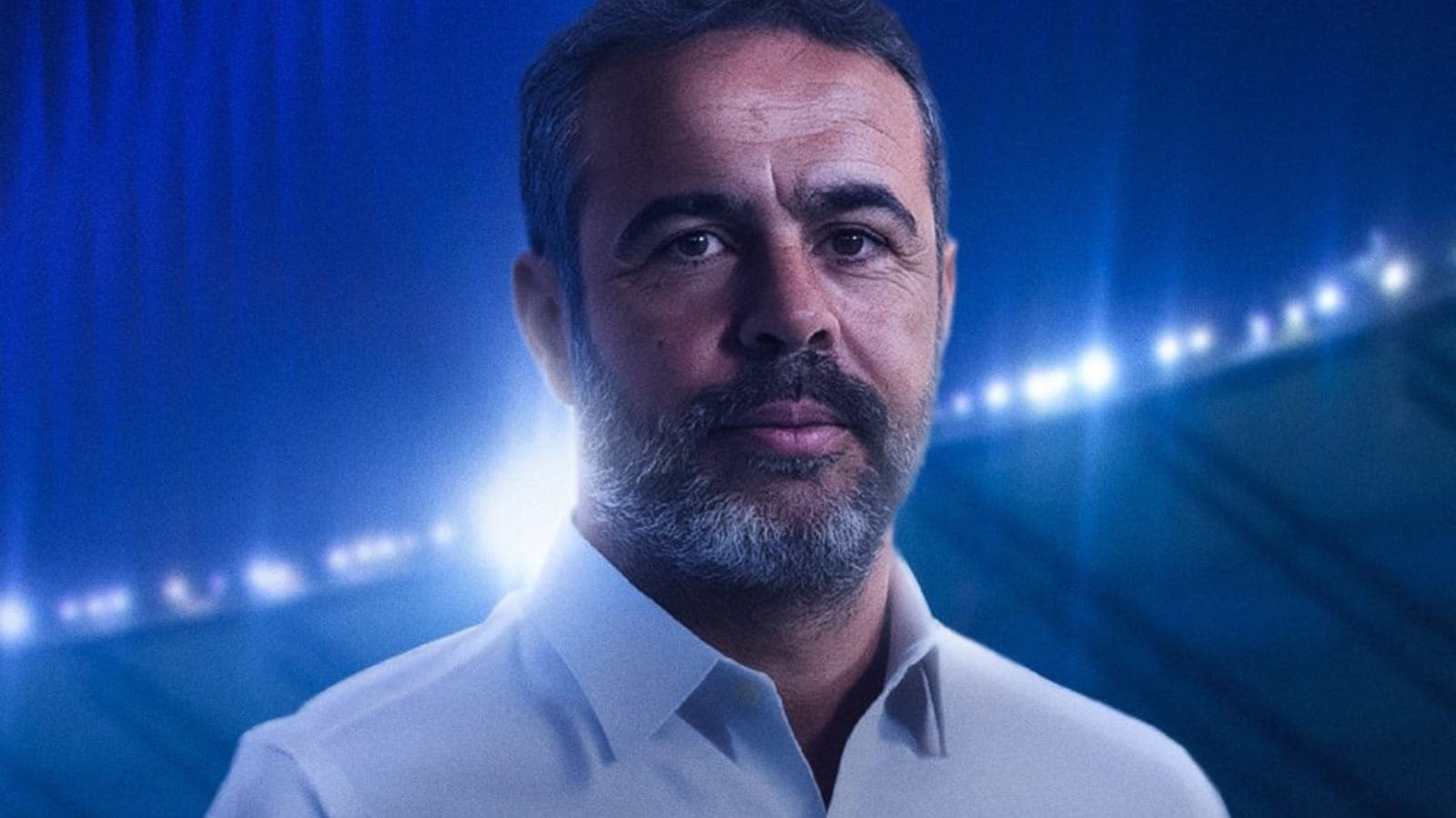 Treinador chega ao clube celeste com contrato até o fim de 2027