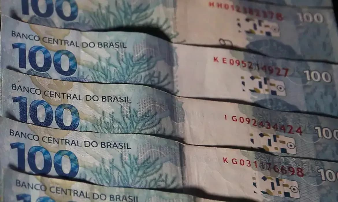 Governo bloqueia R$ 1,6 bilhão do Orçamento de 2026