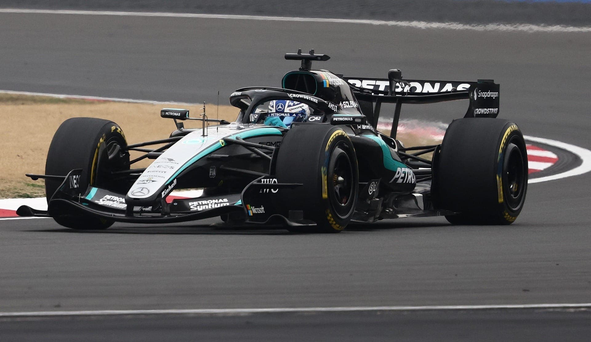 F1: Mercedes explica "trapaça" na asa dianteira no GP da China