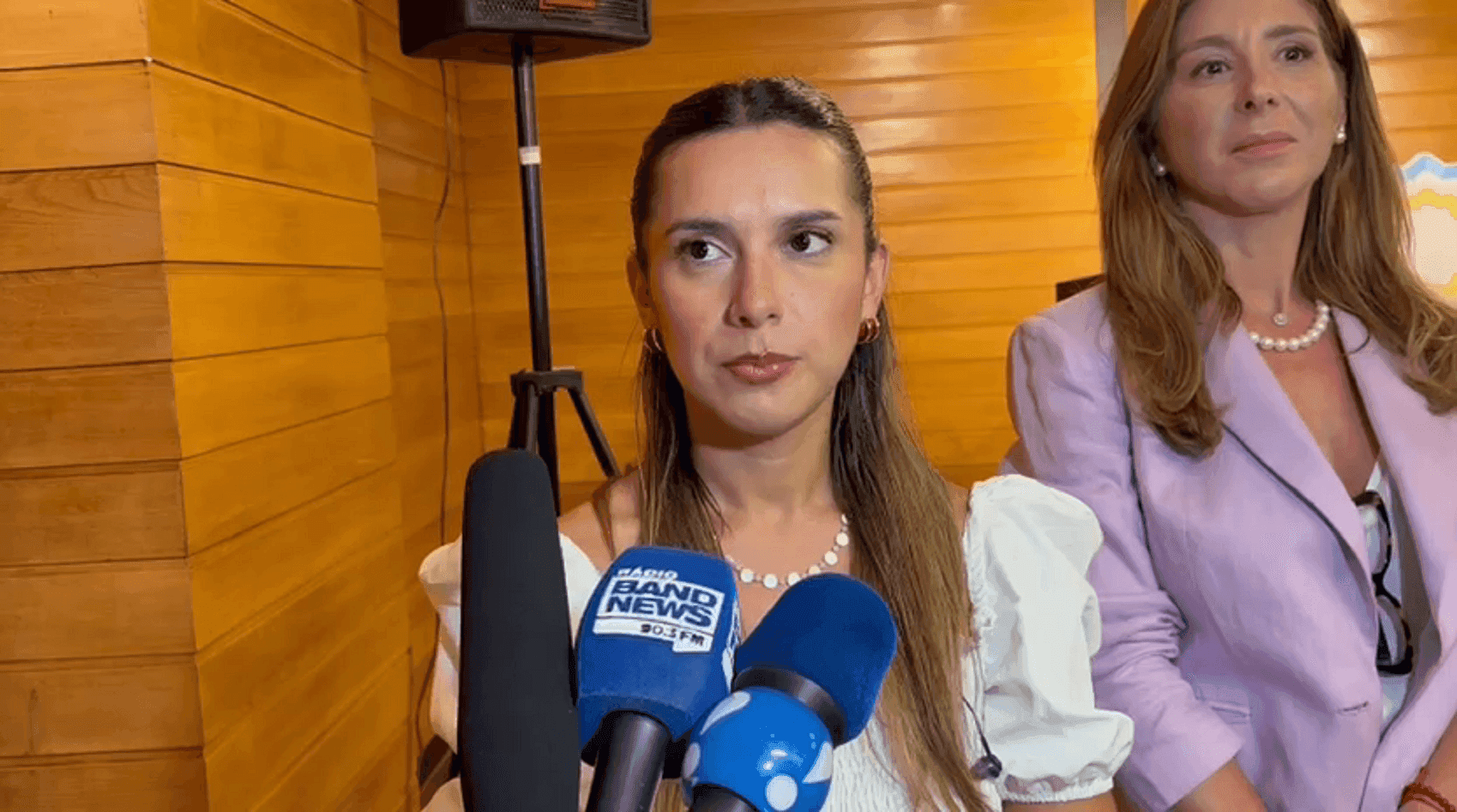 Agostina Páez foi autorizada a retornar para a Argentina, mediante a manutenção de seu endereço residencial e de seus contatos