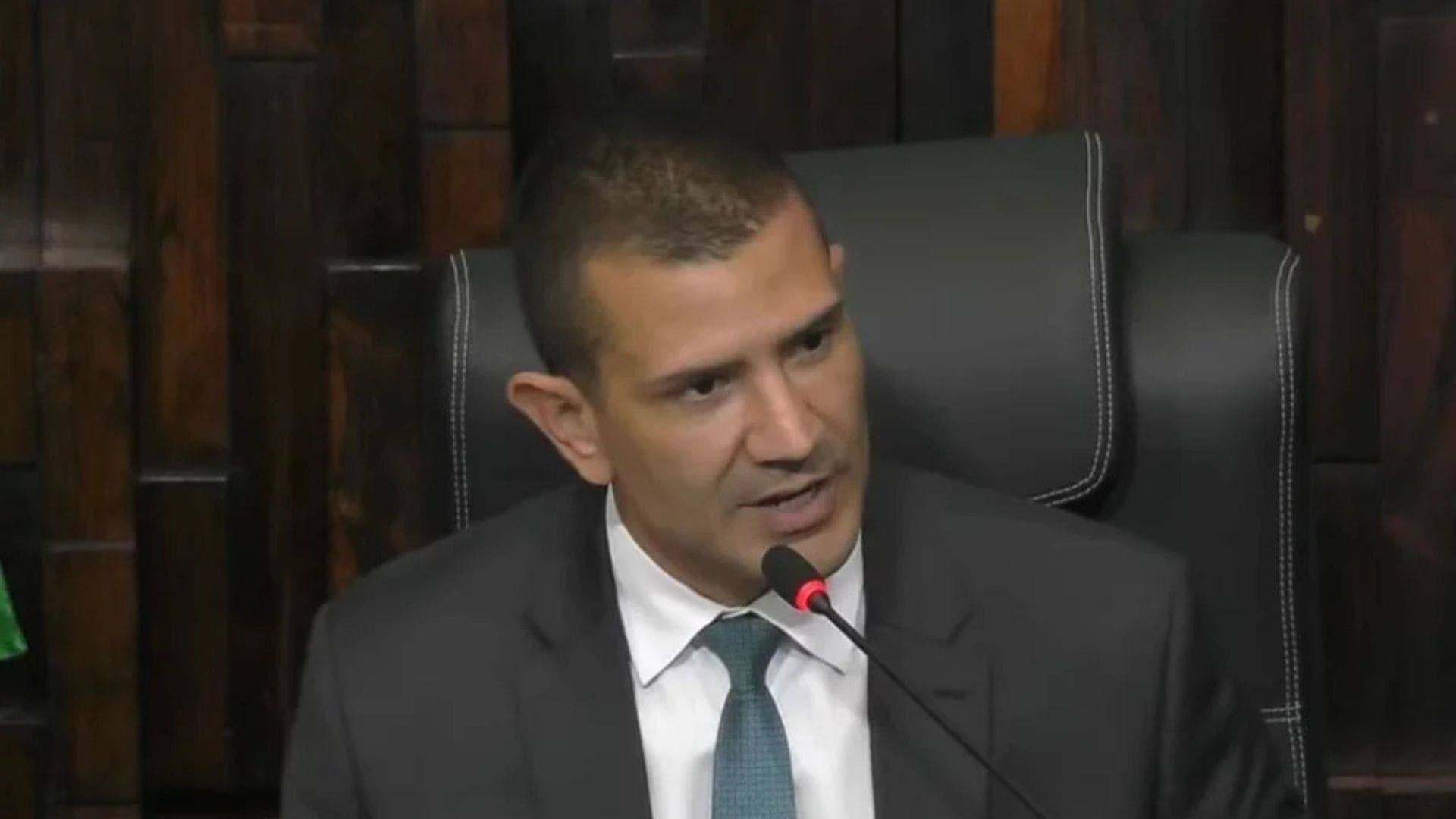 O Tribunal de Justiça do Rio anula a votação que elegeu o deputado Douglas Ruas, do PL