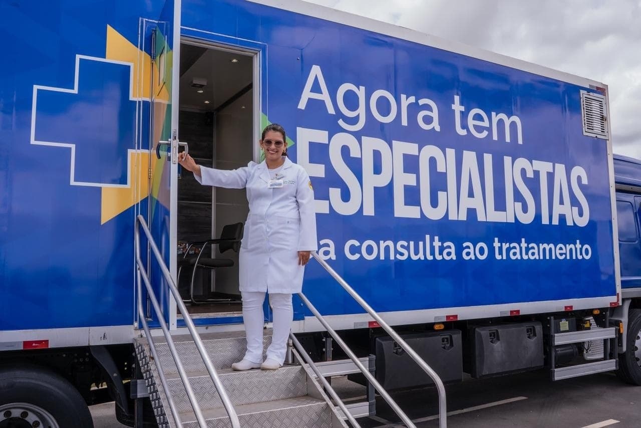 Agora Tem Especialistas: Ministério da Saúde lança em Rio Branco do Sul (PR) carreta de exames de imagem para diagnóstico precoce de doenças