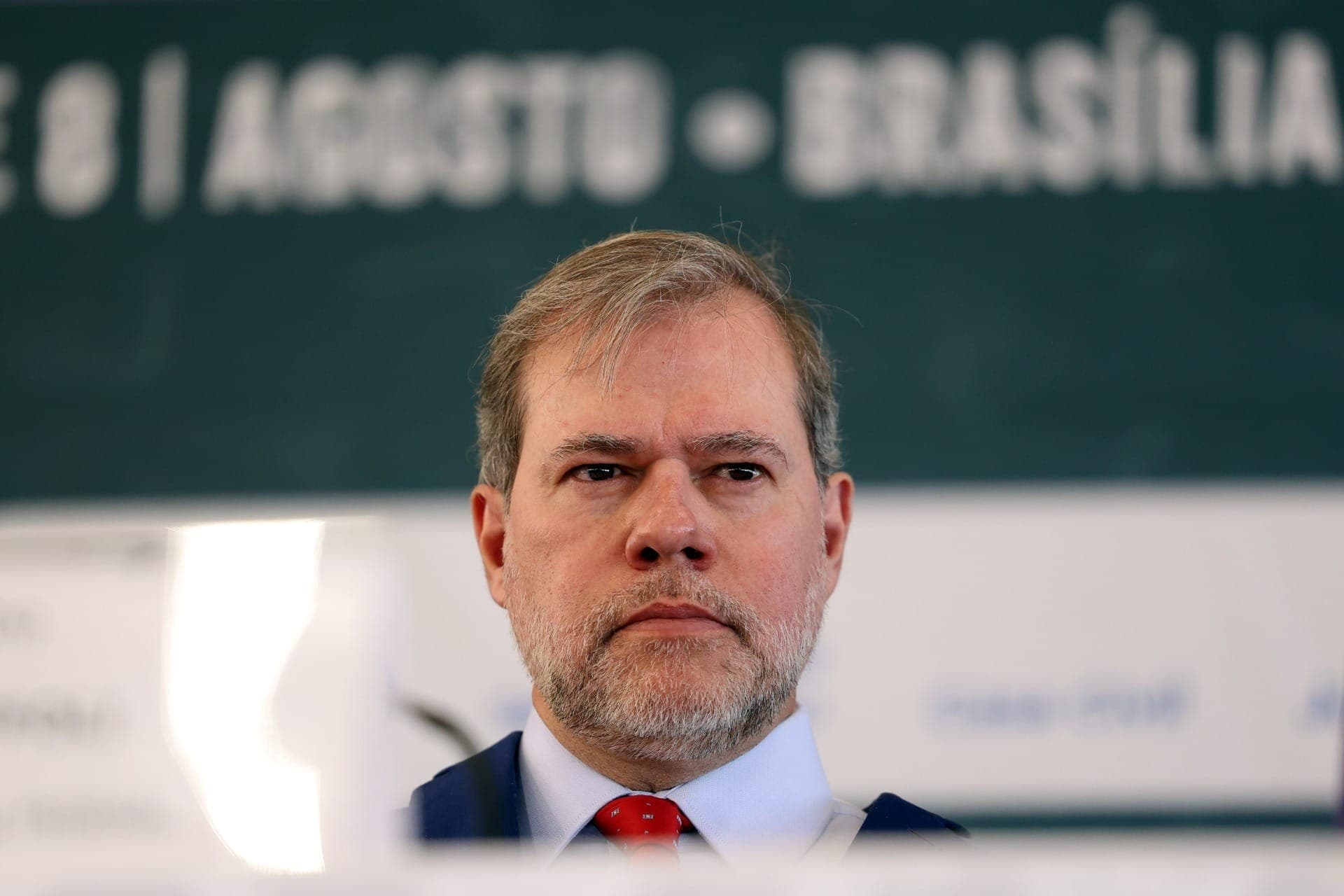 Toffoli não se posiciona sobre voos feitos em avião ligado a Vorcaro