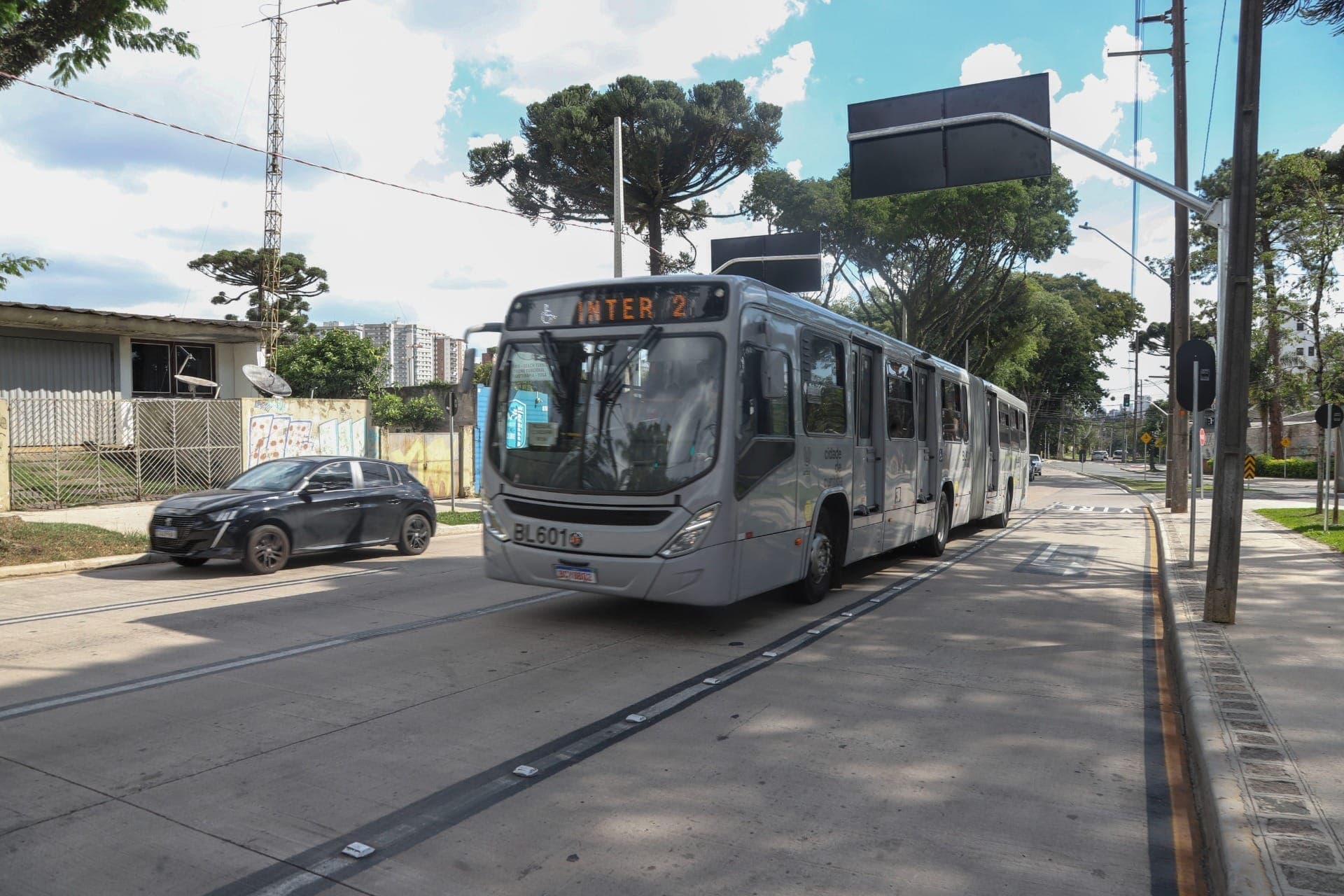 Obras do Lote 5 do Novo Inter 2, nas Mercês, entregues pela Prefeitura em março de 2026. Curitiba, 16/03/2026.