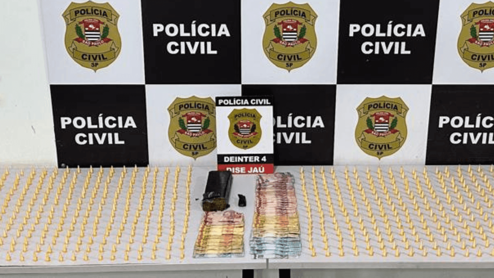 A abordagem aconteceu no bairro Jardim Padre Augusto Sani