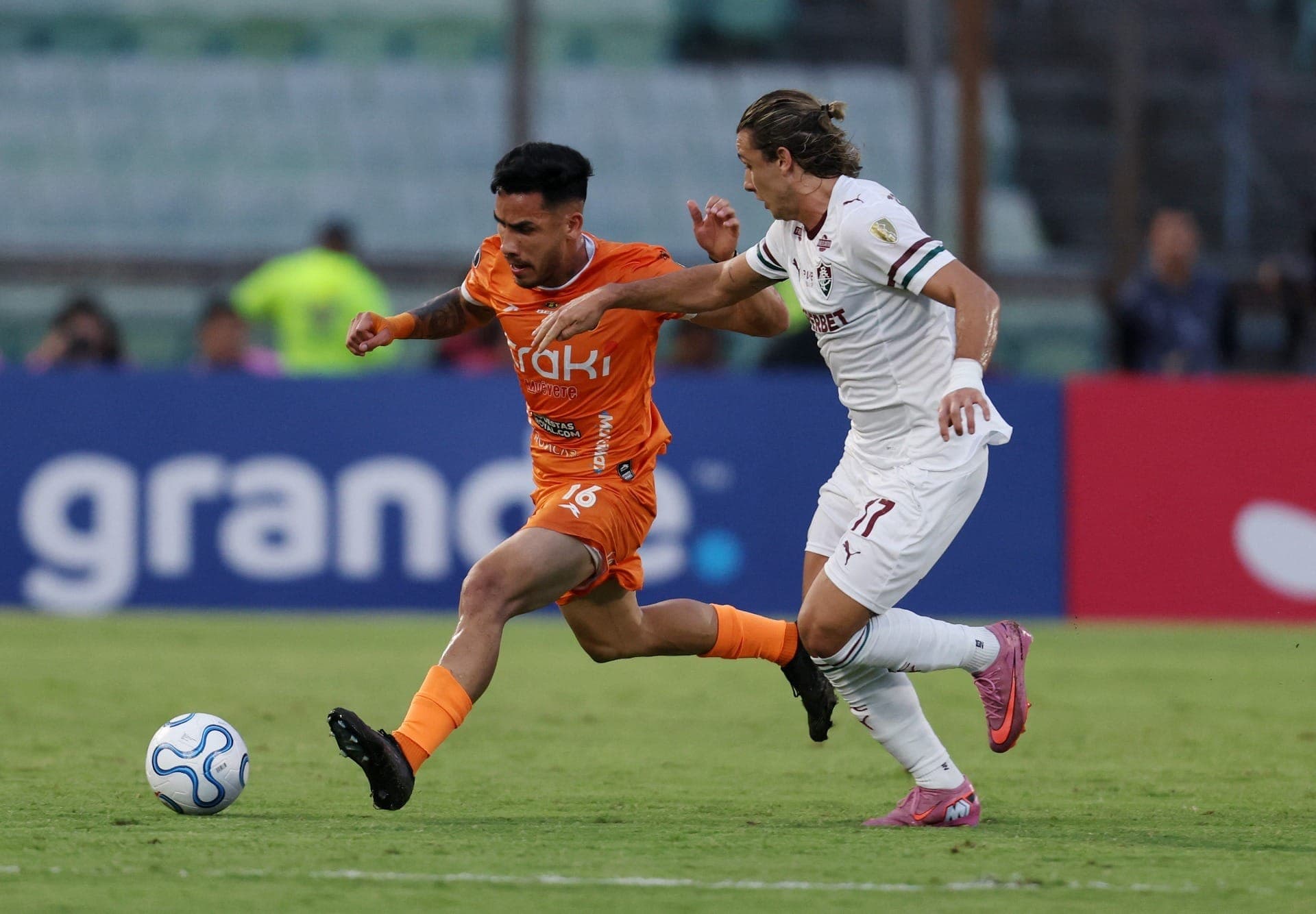 Fluminense estreia com empate na Copa Libertadores