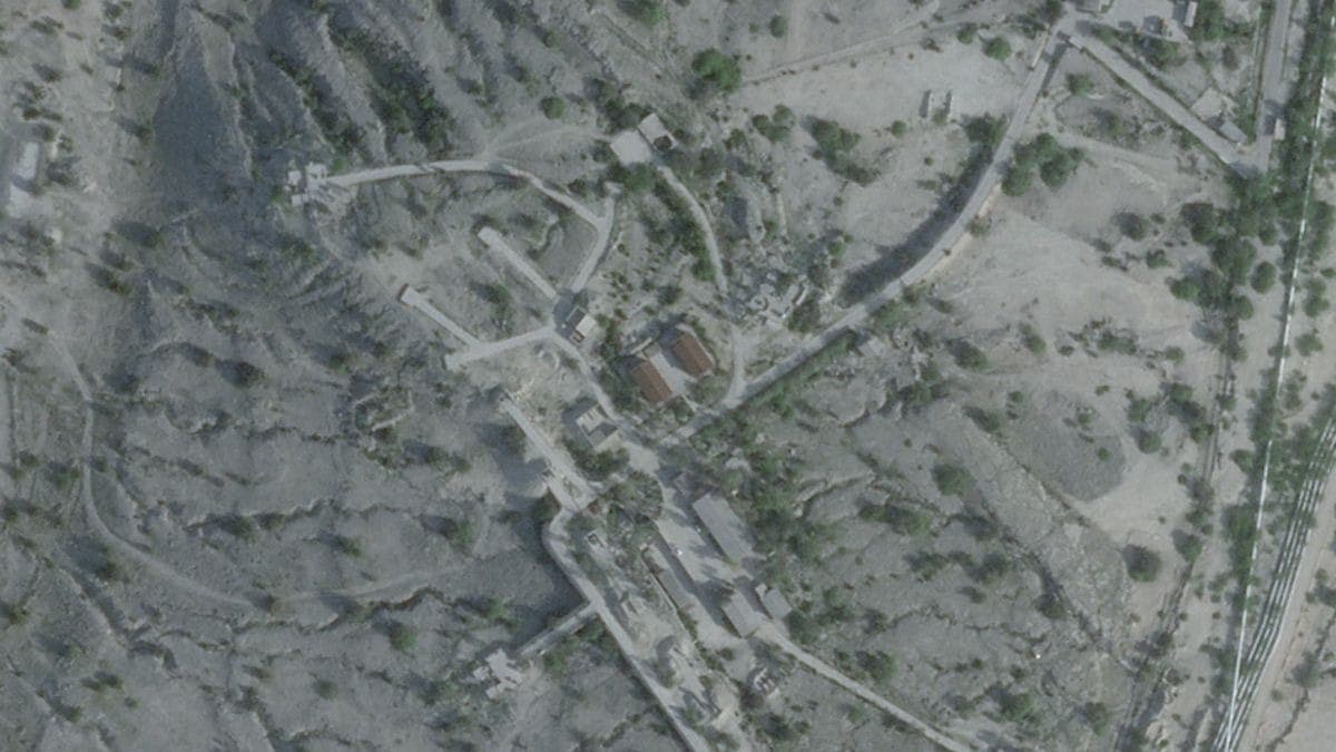 Imagens de satélite da Ilha de Kharg