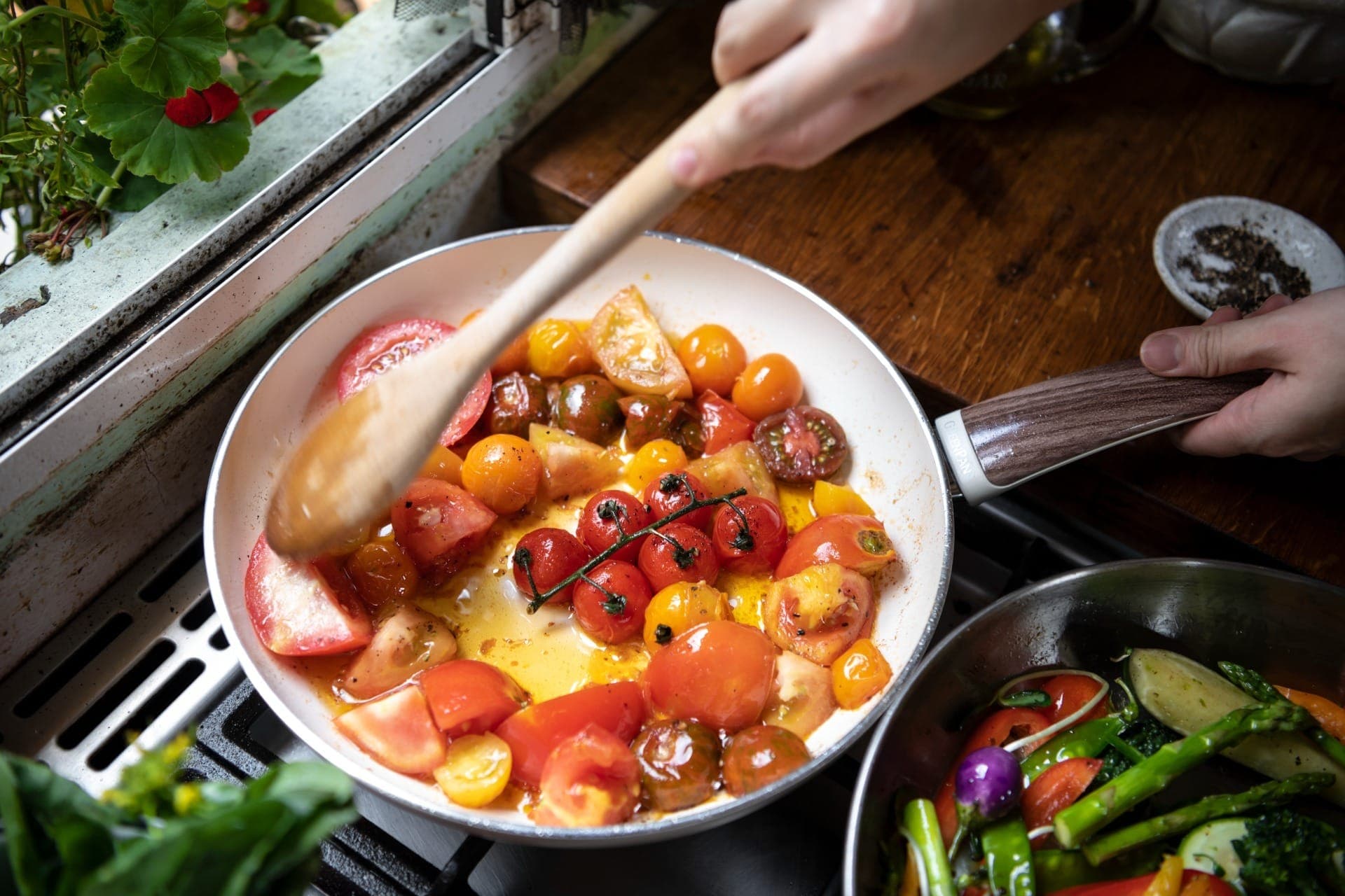 Receitas preparadas em uma só panela entregam sabor e praticidade; entenda