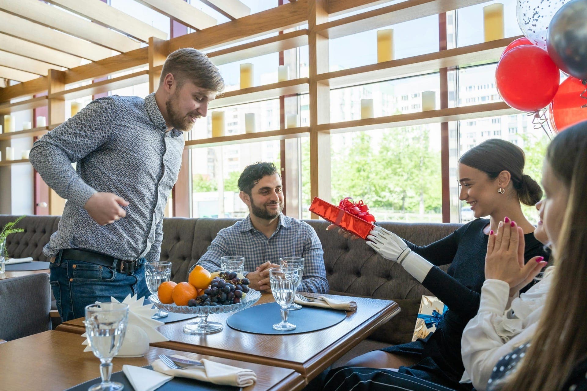 10 Ideias de presentes criativos e caros para surpreender seus amigos