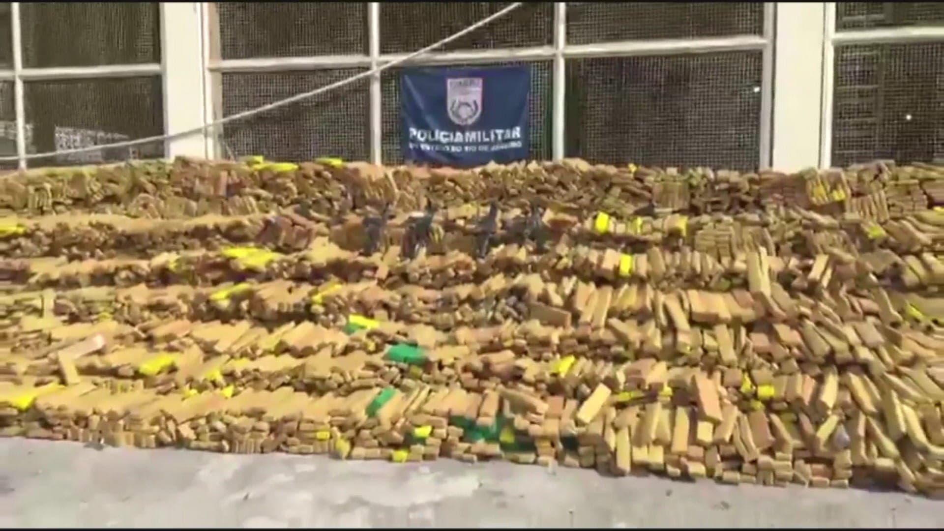Polícia Rio apreende mais de 45 toneladas de maconha em bunker do CV