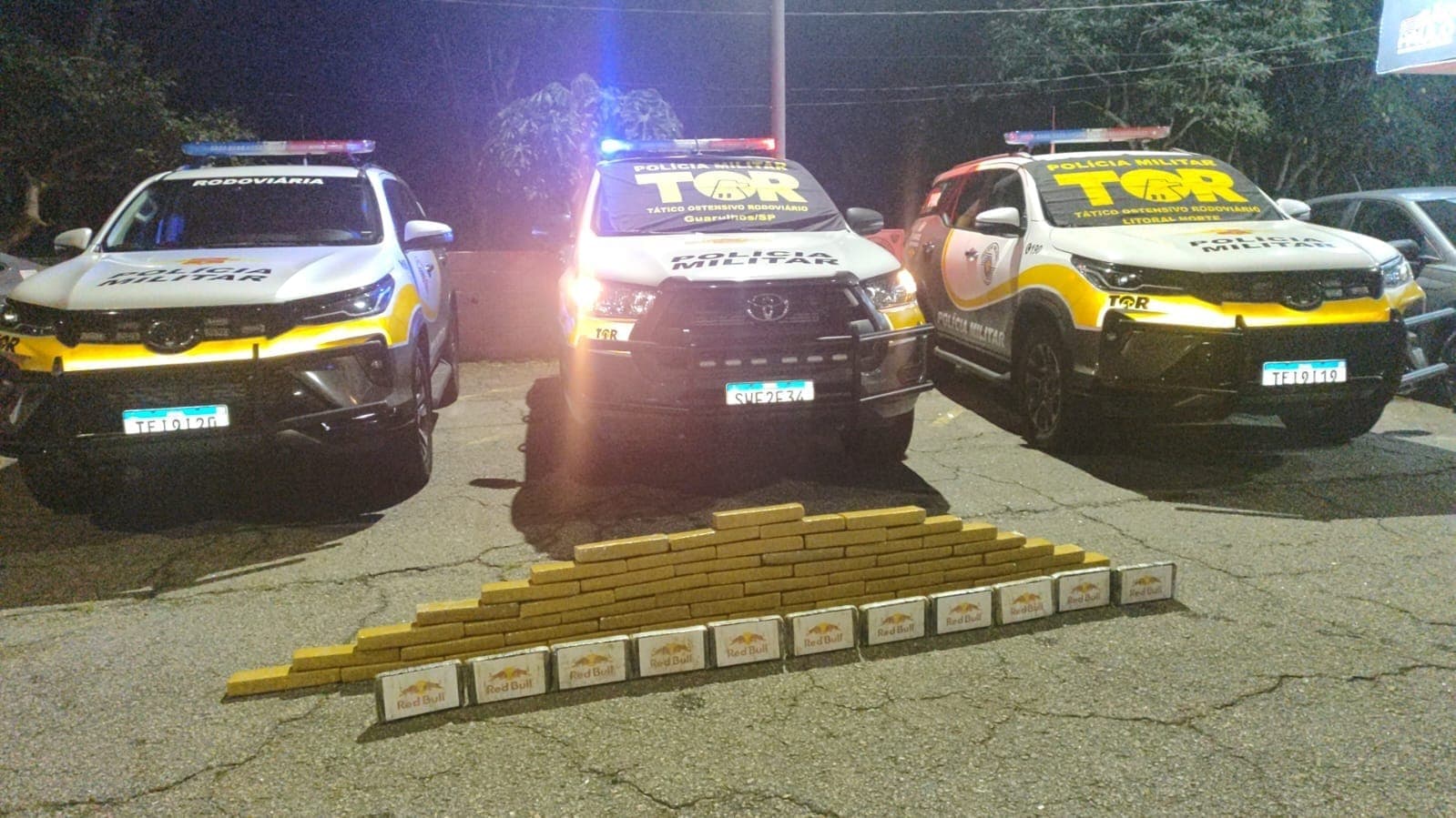 Homem é preso com mais de 60 kg de drogas na Ayrton Senna, em Guararema