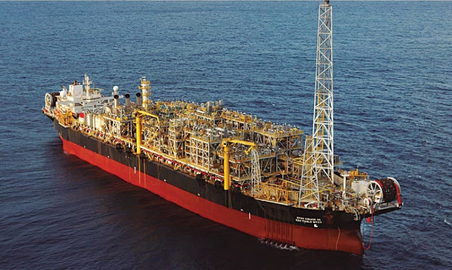 Justiça do Rio barra imposto de 12% sobre exportação de petróleo