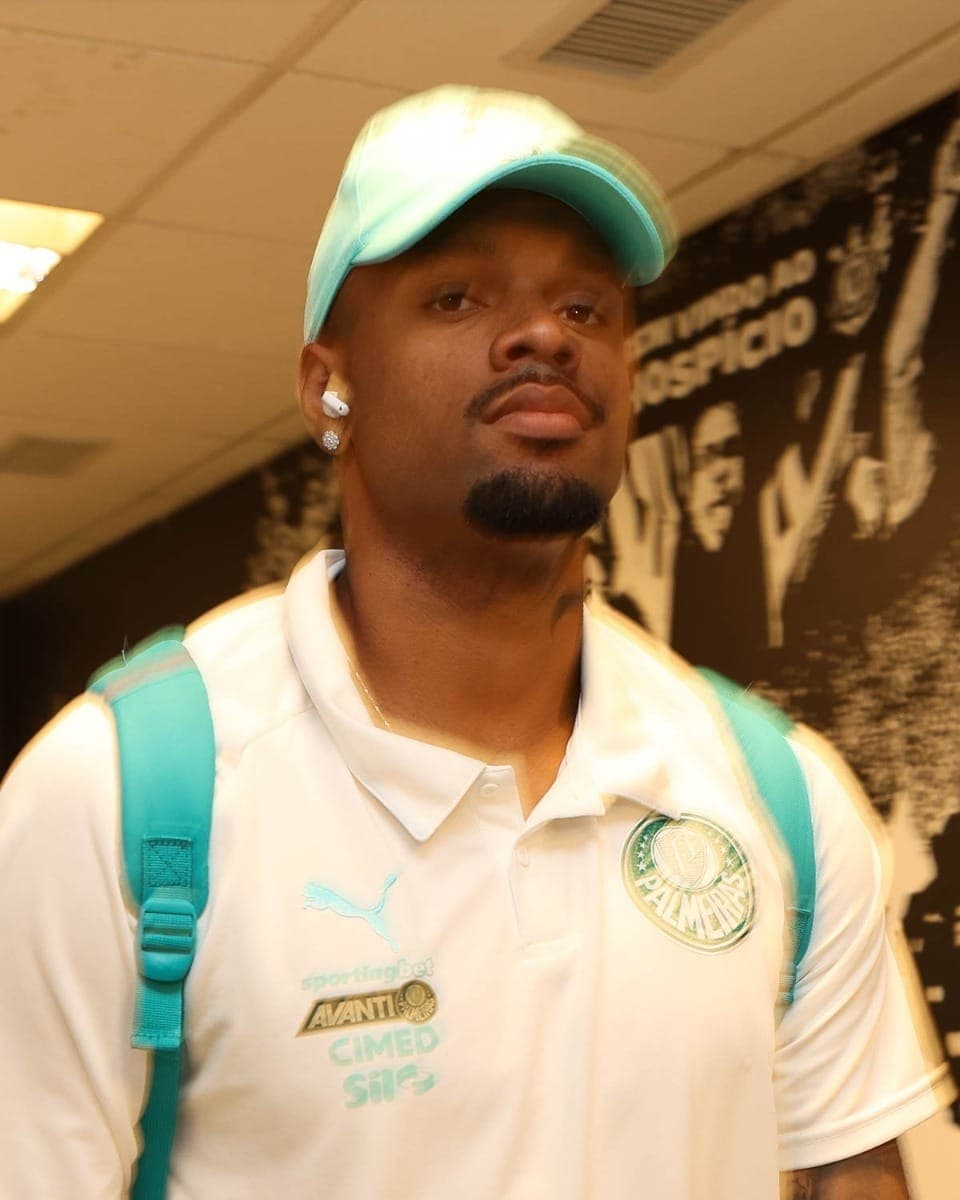 Carlos Miguel, na chegada do Palmeiras ao estádio para o Derby diante do Corinthians