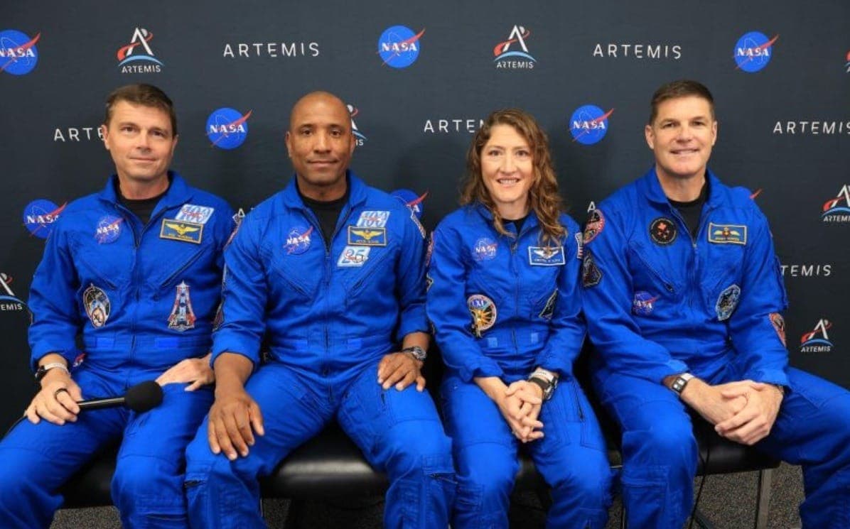 Astronautas da Artemis II usaram relógio com tecnologia desenvolvida na USP