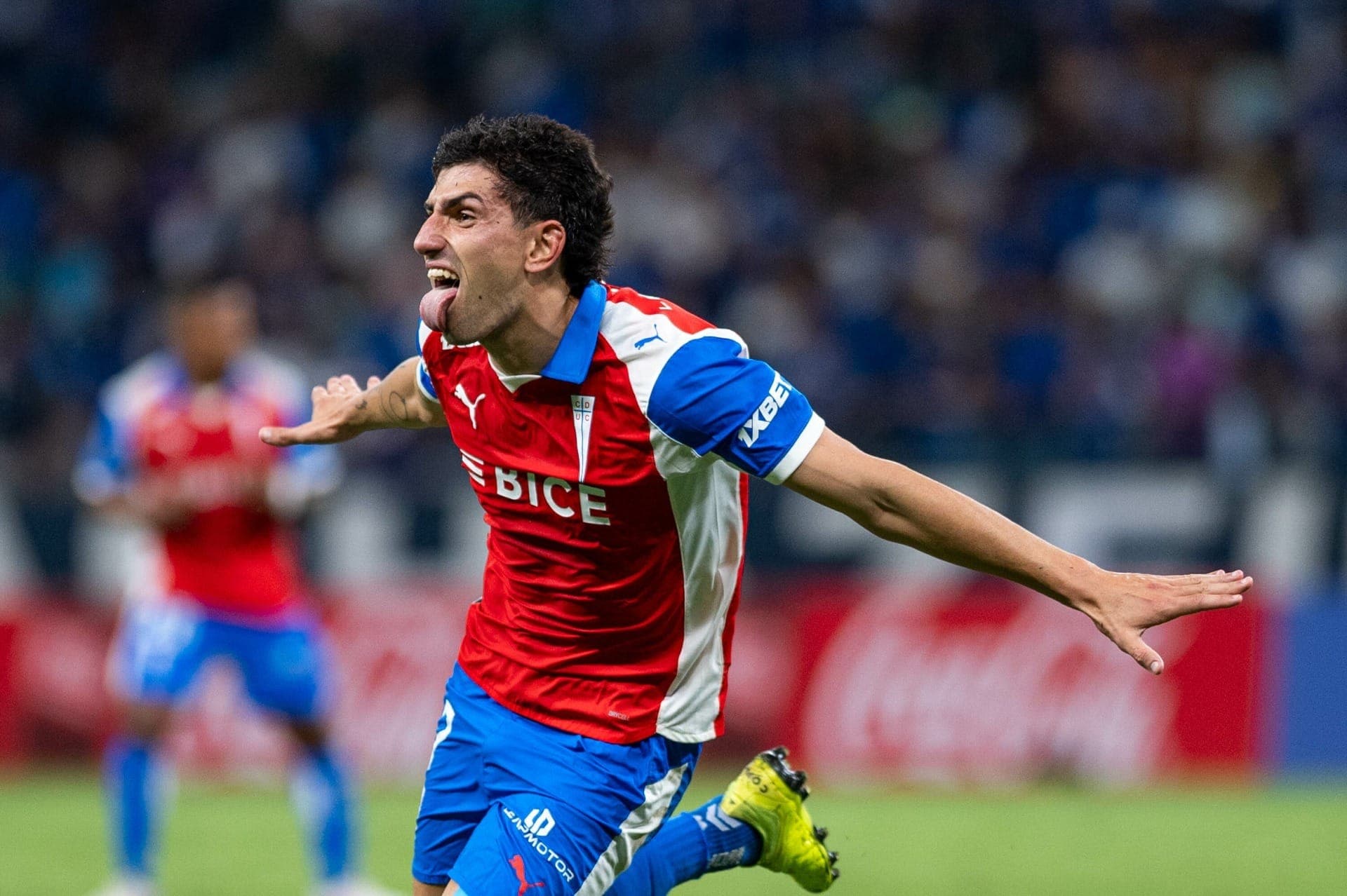 Católica vence o Cruzeiro e ultrapassa o clube mineiro no Grupo D, da Libertadores