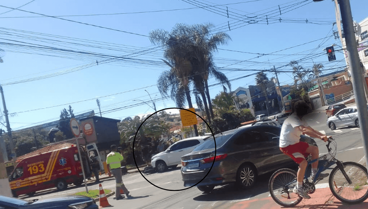 Motociclista fica feriado após ser atingido por carro na Norte-Sul