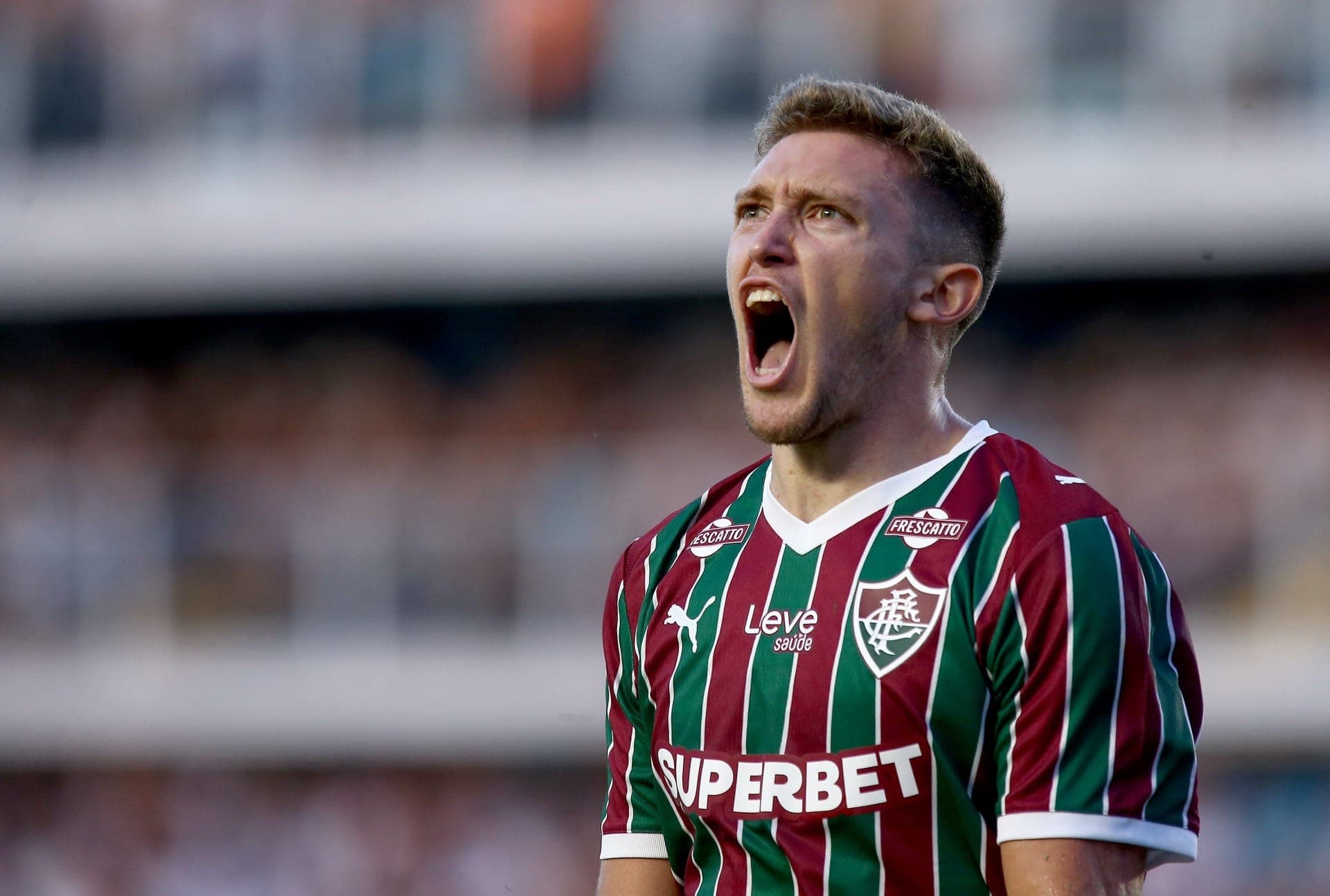 Castillo comemora seu gol anotado contra o Santos, pelo Brasileirão