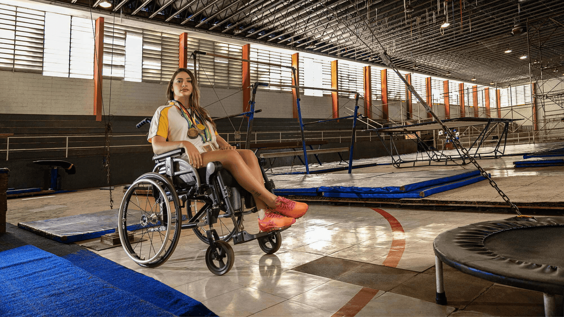 Laís Souza: ex-atleta da ginástica artística e do esqui aéreo