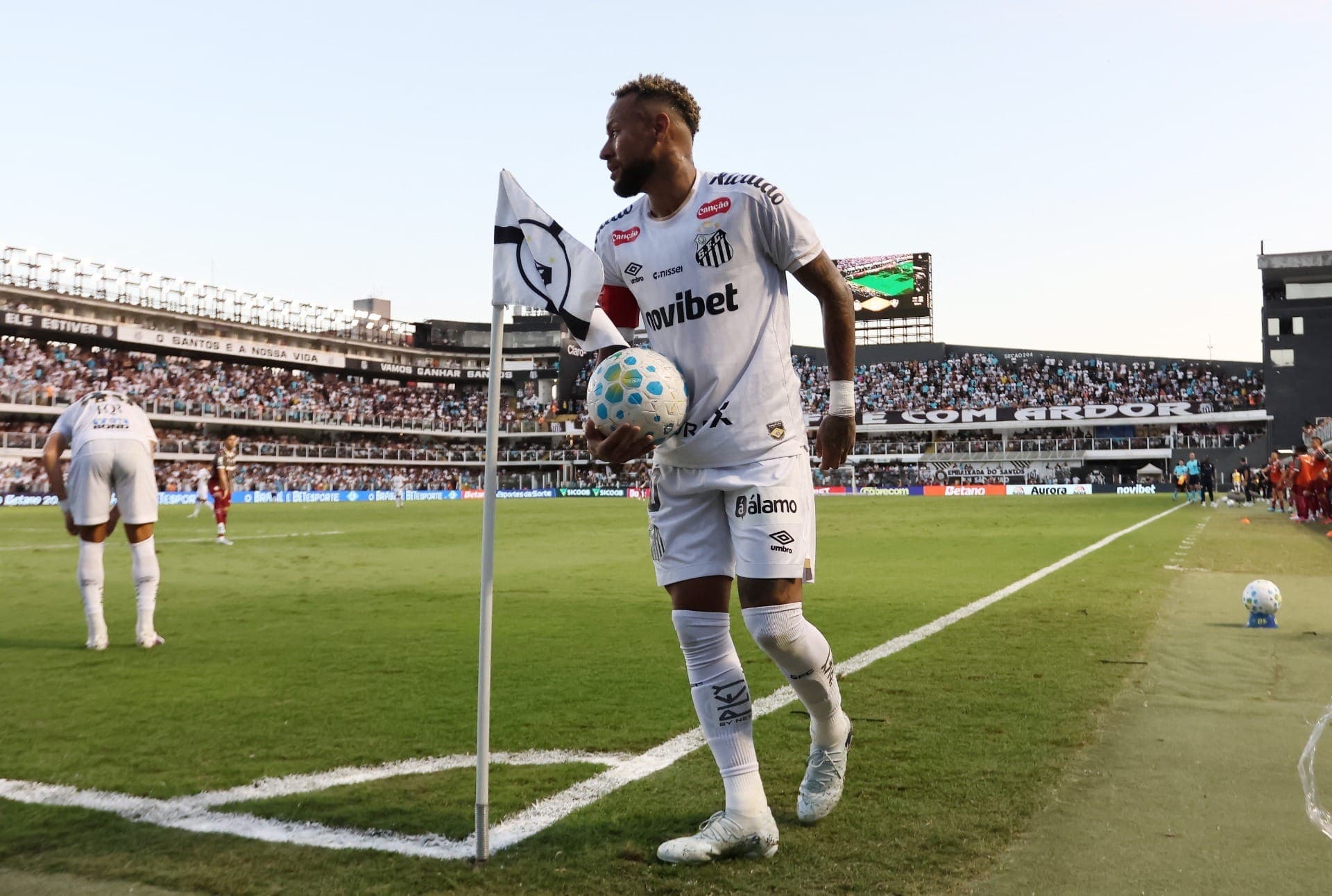 Neymar durante derrota para o Fluminense, no Brasileirão