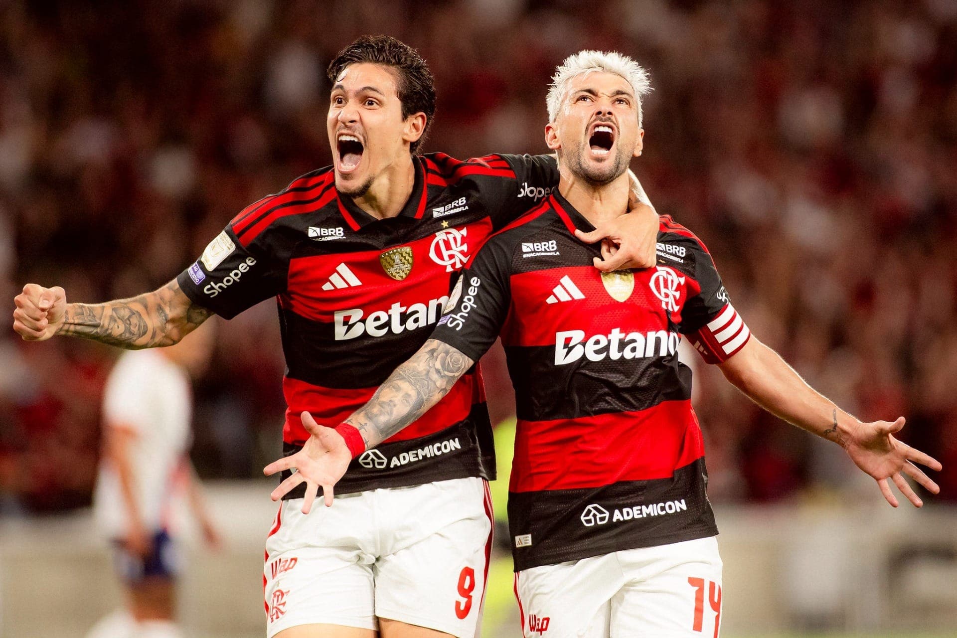Pedro e Arrascaeta comandaram o Flamengo na vitória sobre o Bahia
