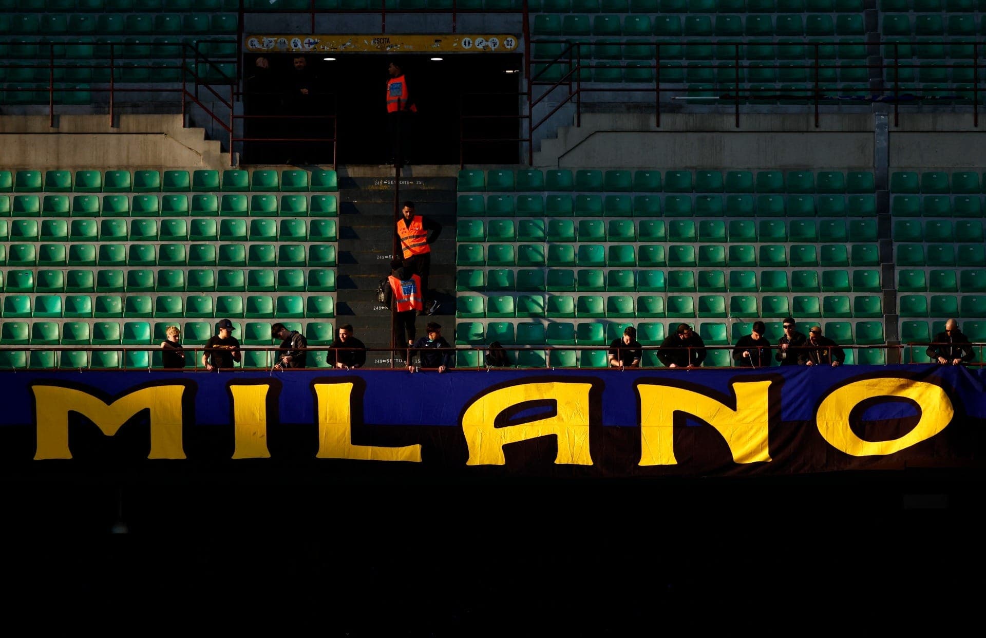 Inter de Milão tem jogadores envolvidos em escâdalo do futebol italiano