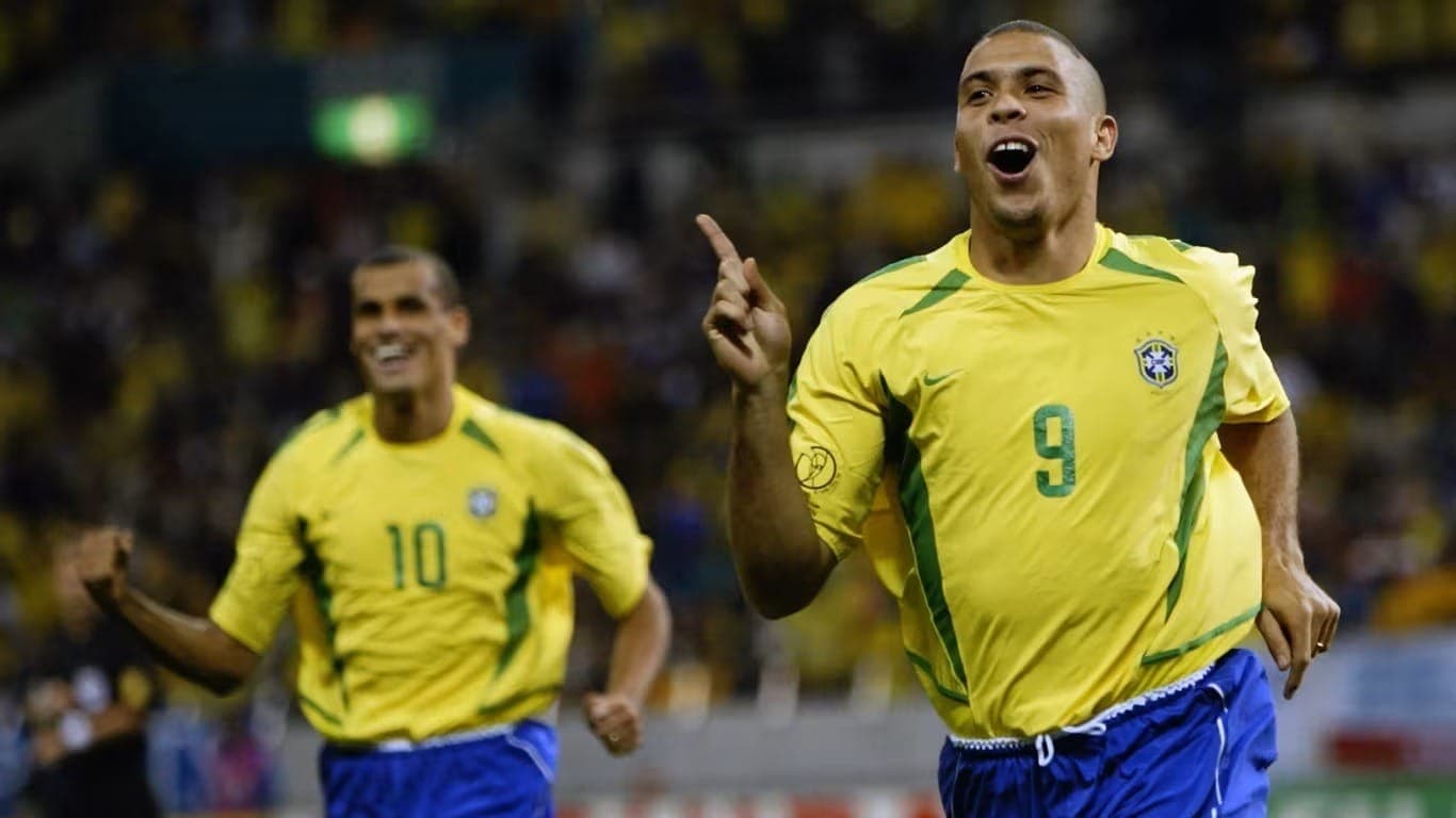 Ronaldo Fenômeno, que teve lesão grave, foi decisivo para penta na Copa de 2002