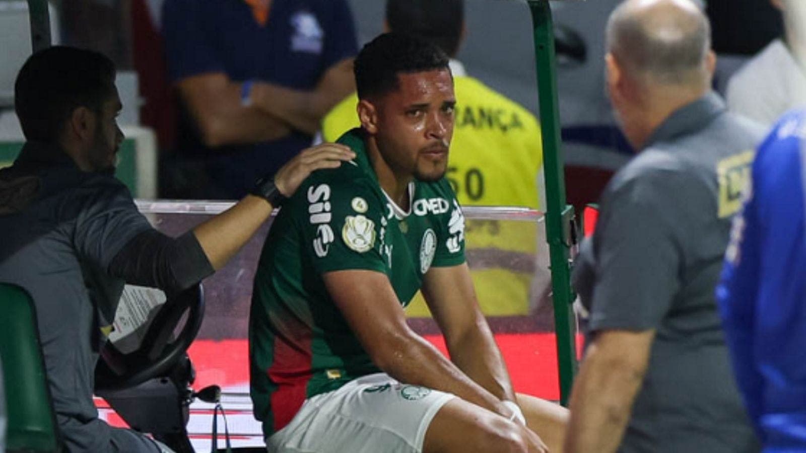 Vitor Roque se lesionou contra o Jacuipense