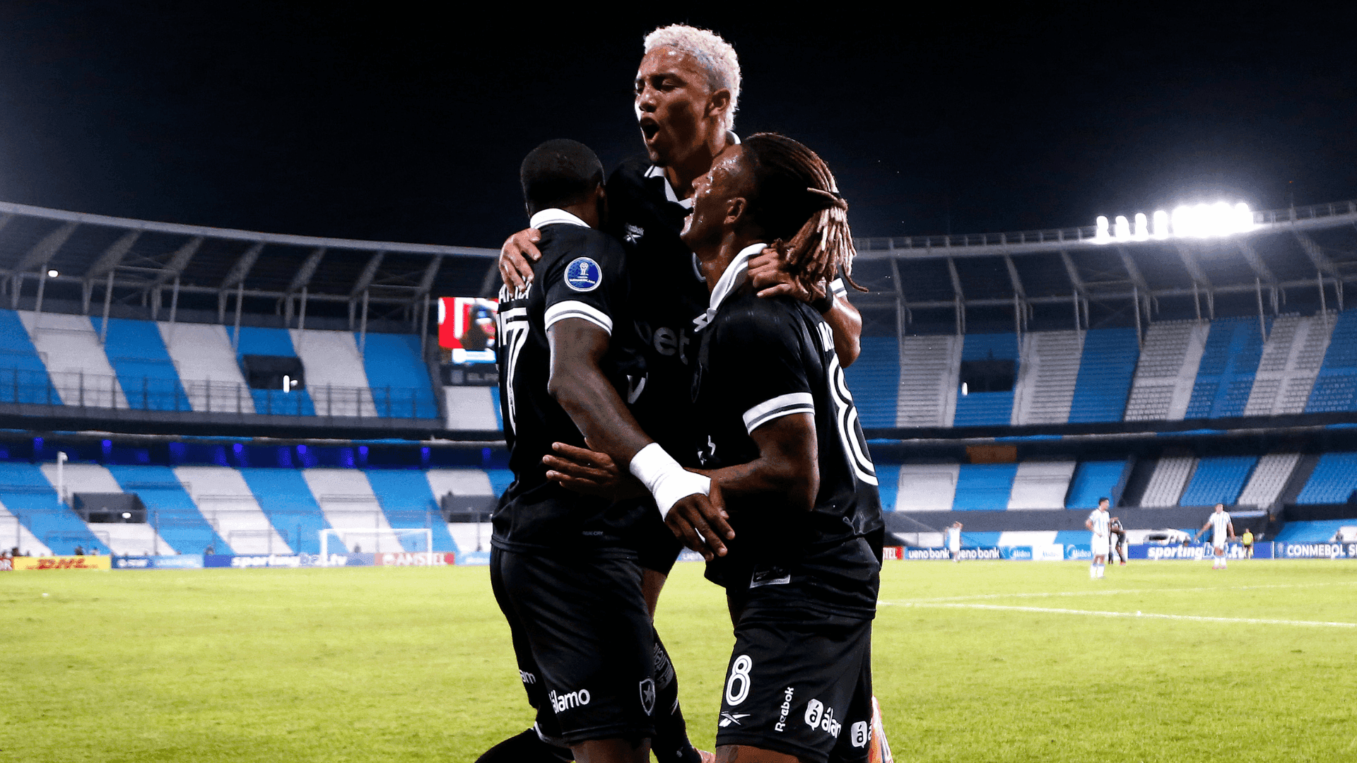 Botafogo recebe o Inter na 13ª rodada do Brasileirão