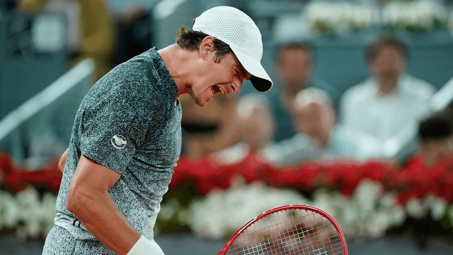 João Fonseca cai na estreia do Open de Madrid