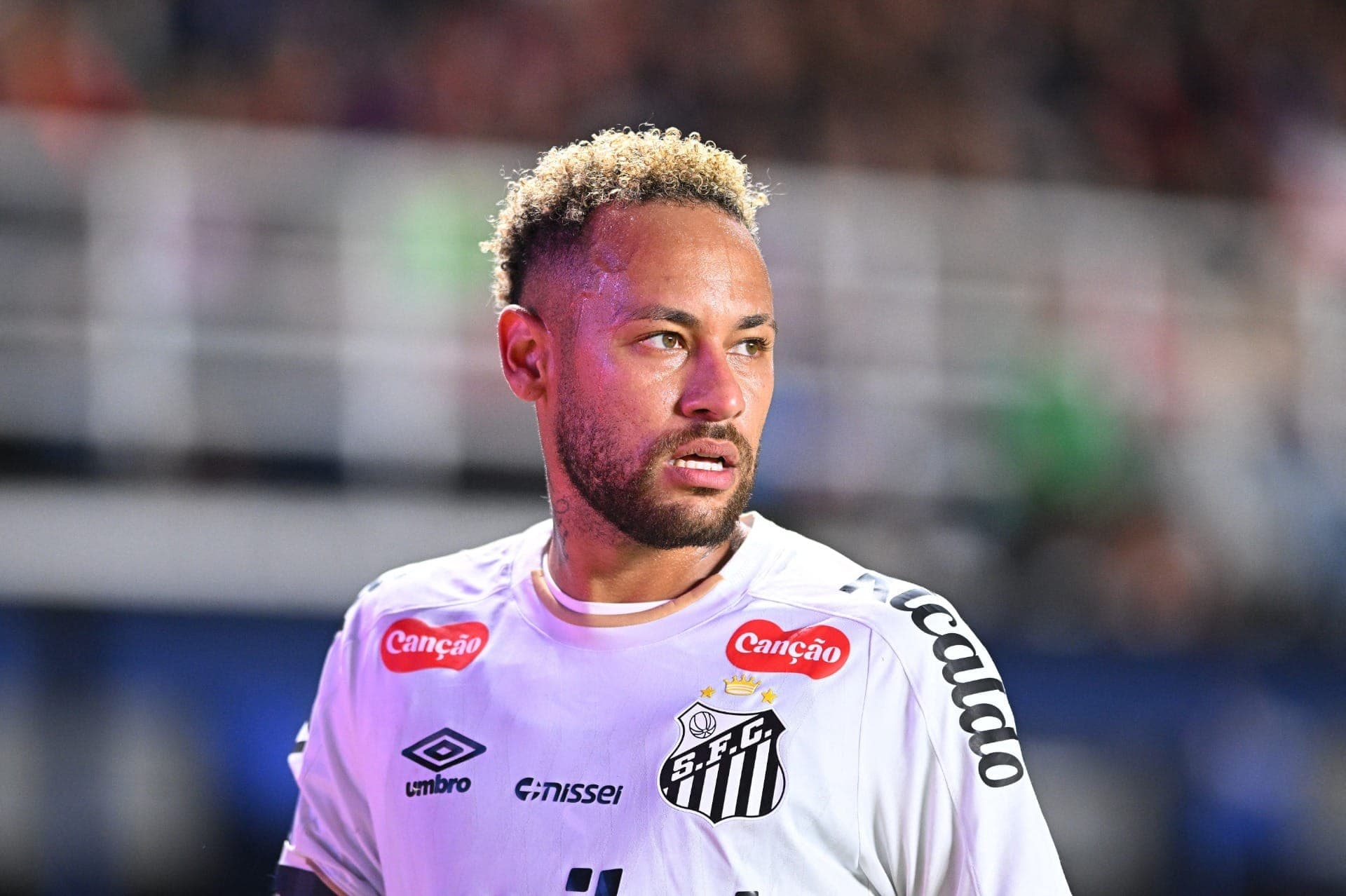 Neymar durante jogo do Santos contra o San Lorenzo, pela Copa Sul-Americana