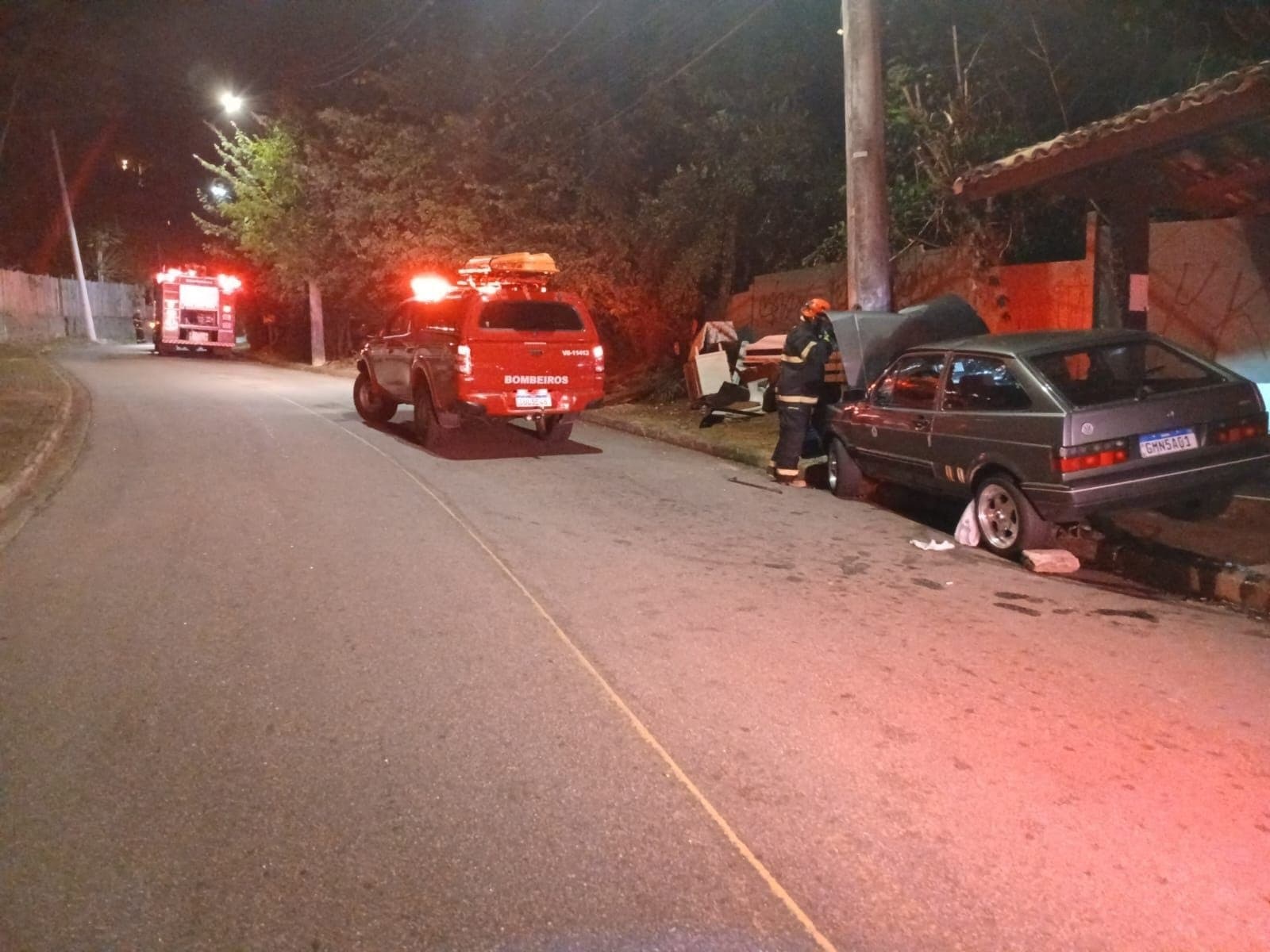 Acidente de trânsito deixa dois feridos em Ilhabela