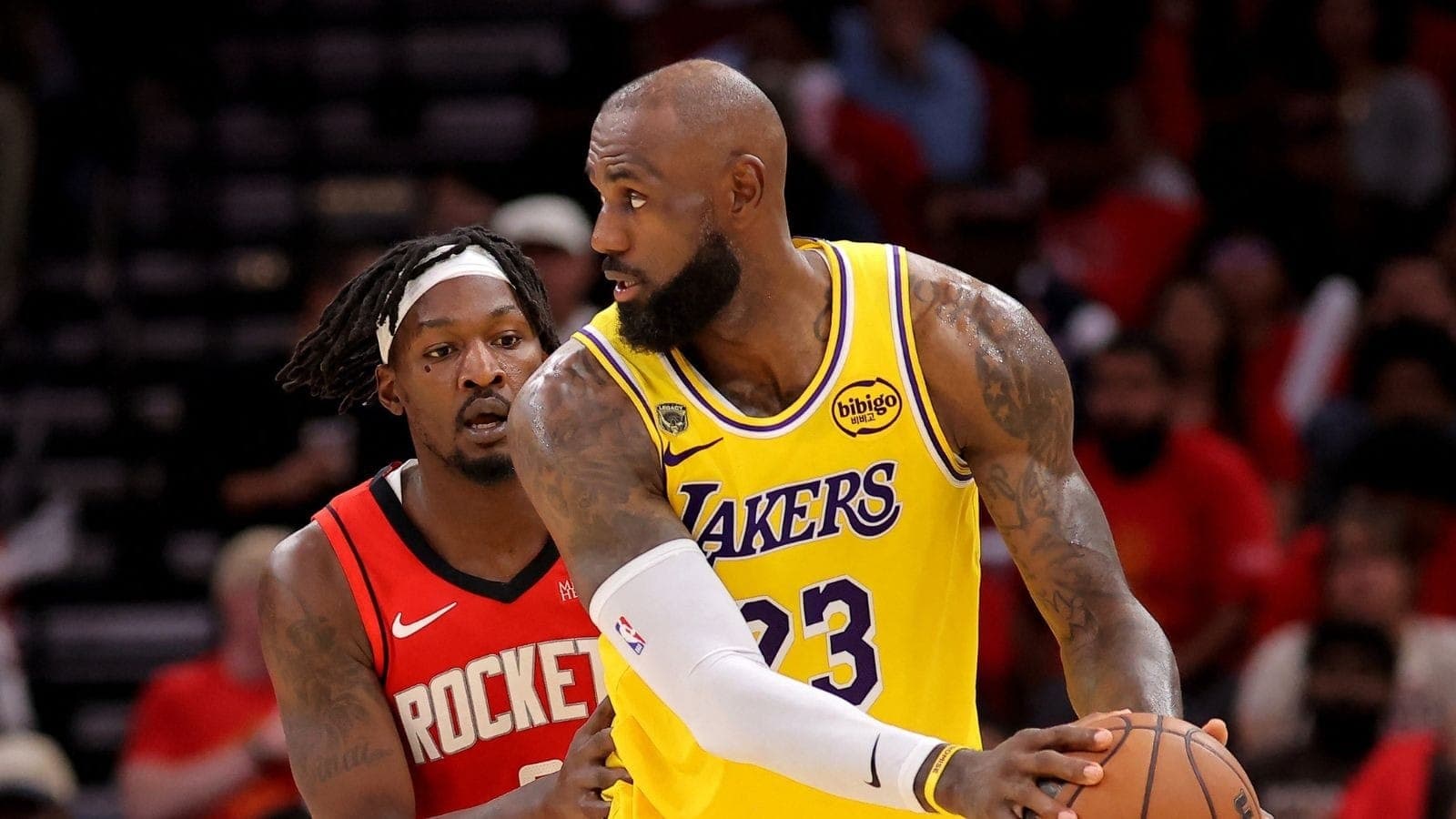 Lebron James classifica os Lakers