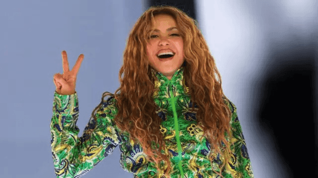 Shakira transforma Copacabana em Réveillon fora de época