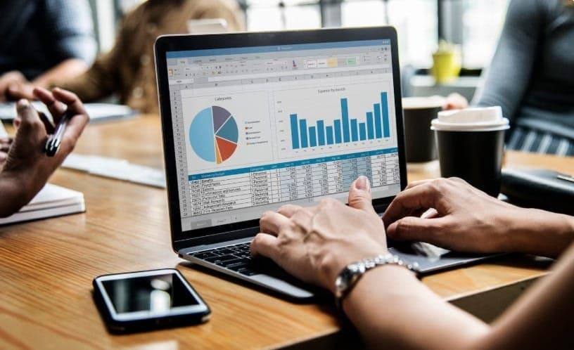 Panorama de vendas das indústrias brasileiras: 45,6% do setor tem dificuldade para gerar e converter leads