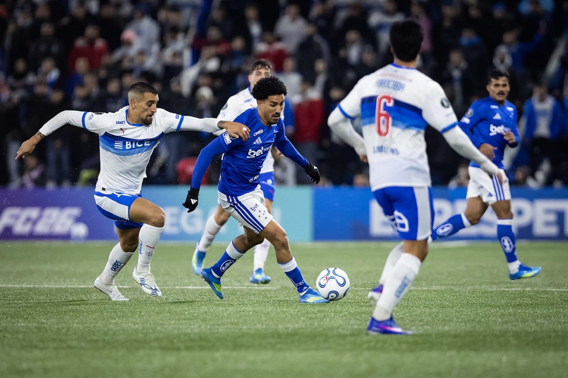 Cruzeiro segura empate com a Universidad Católica-CHI pela Libertadores