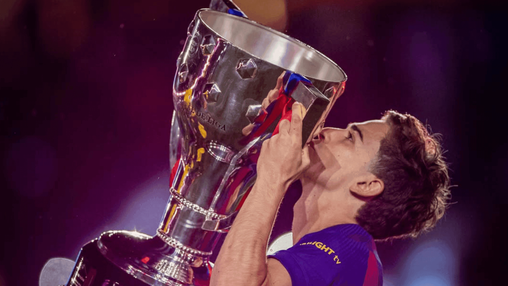 Barcelona bate o Real Madrid e é campeão da Liga Espanhola