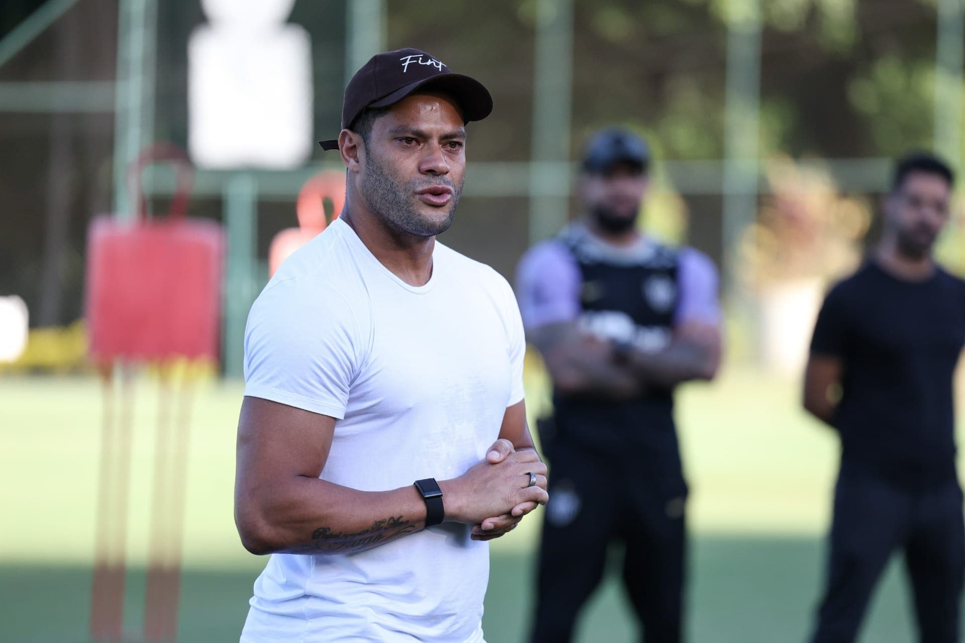 Hulk em despedida do elenco do Galo