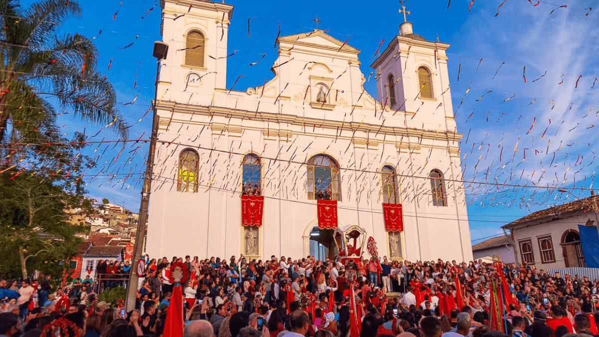 Festa do Divino Espírito Santo 2026 começa na sexta (15) em São Luiz do Paraitinga