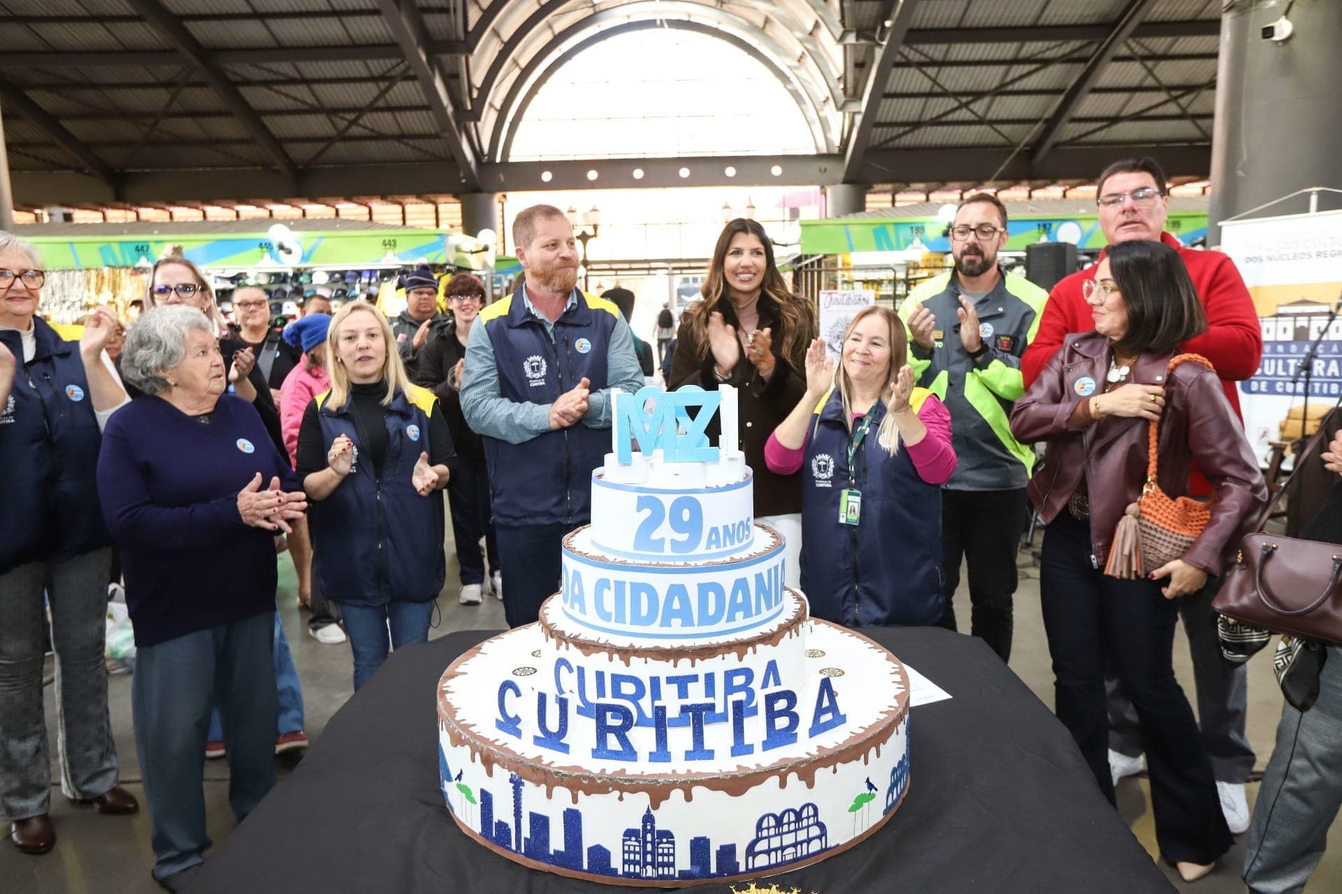 Rua da Cidadania Matriz festeja 29 anos com bolo e música ao vivo