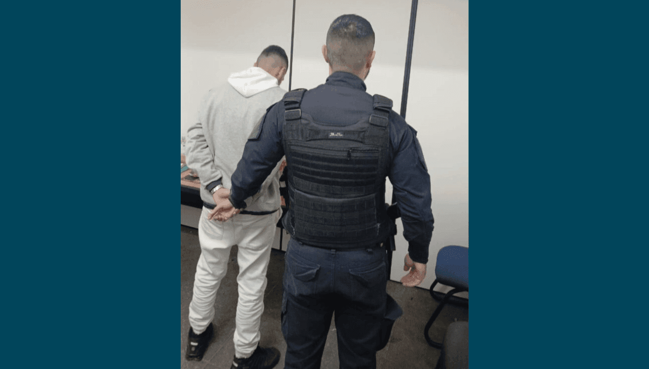 Segundo GCM, suspeito teria desrespeitado medida protetiva ao procurar e ameaçar a vítima
