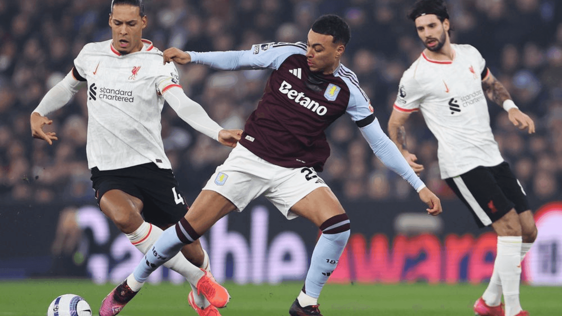 Aston Villa recebe o Liverpool na 37ª rodada do Inglês