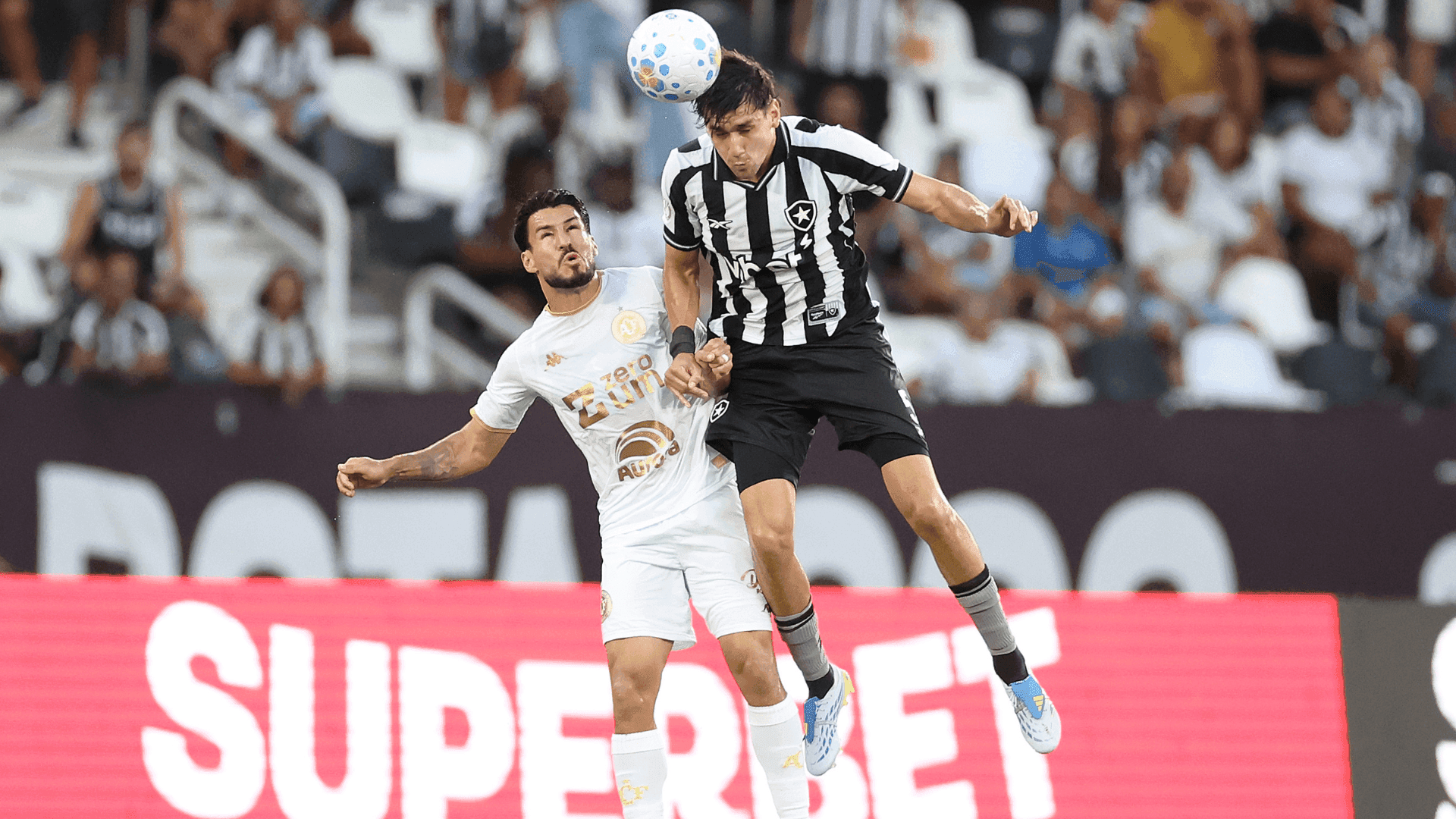 Botafogo visita a Chape na volta da Copa do Brasil