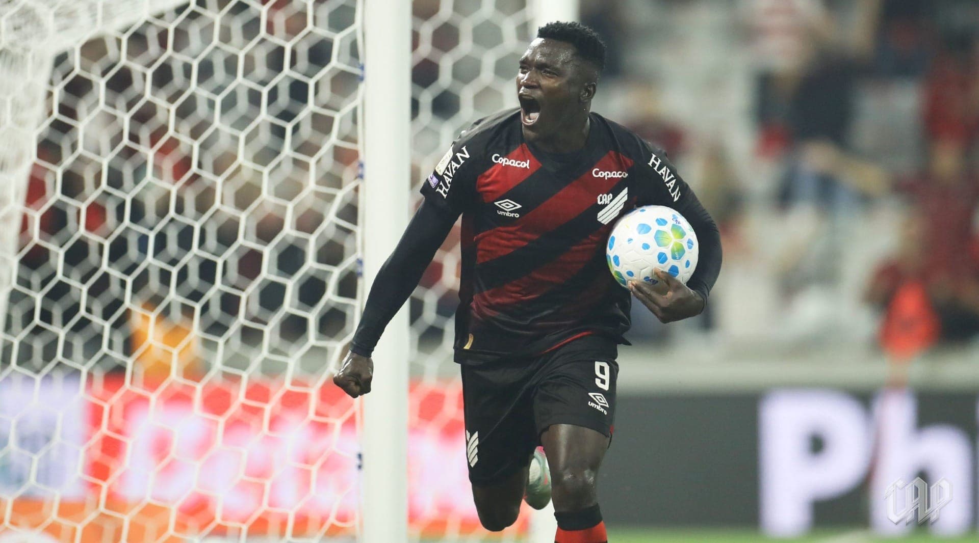 Viveros é o artilheiro do Brasileirão Série A com 8 gols