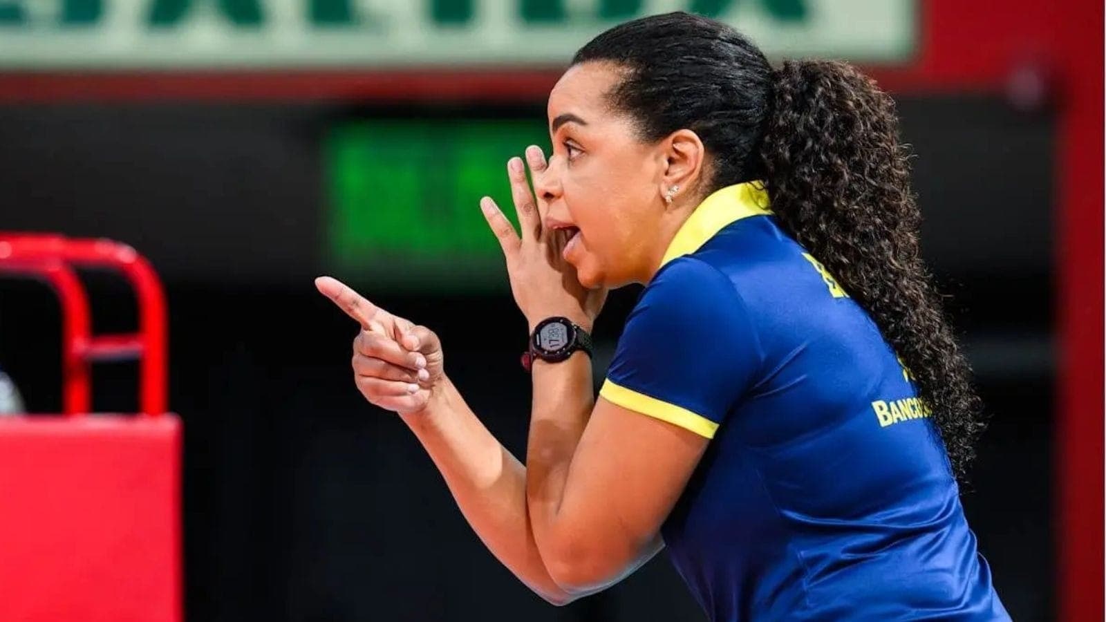 Fofão retorna à Seleção Brasileira como auxiliar