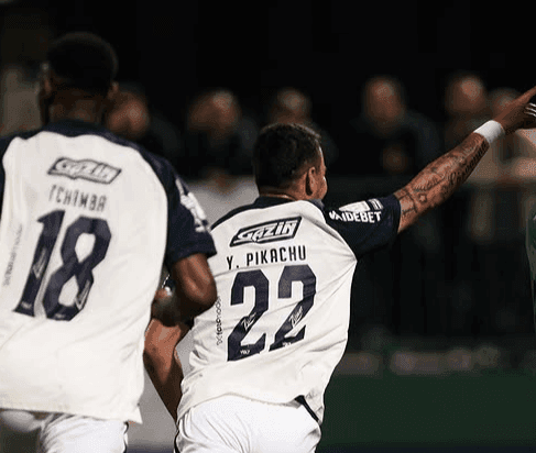 Pikachu fez o primeiro gol do Remo