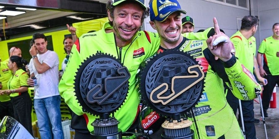Valentino Rossi e Fabio Di Giannantonio comemoram vitória no GP da Catalunha