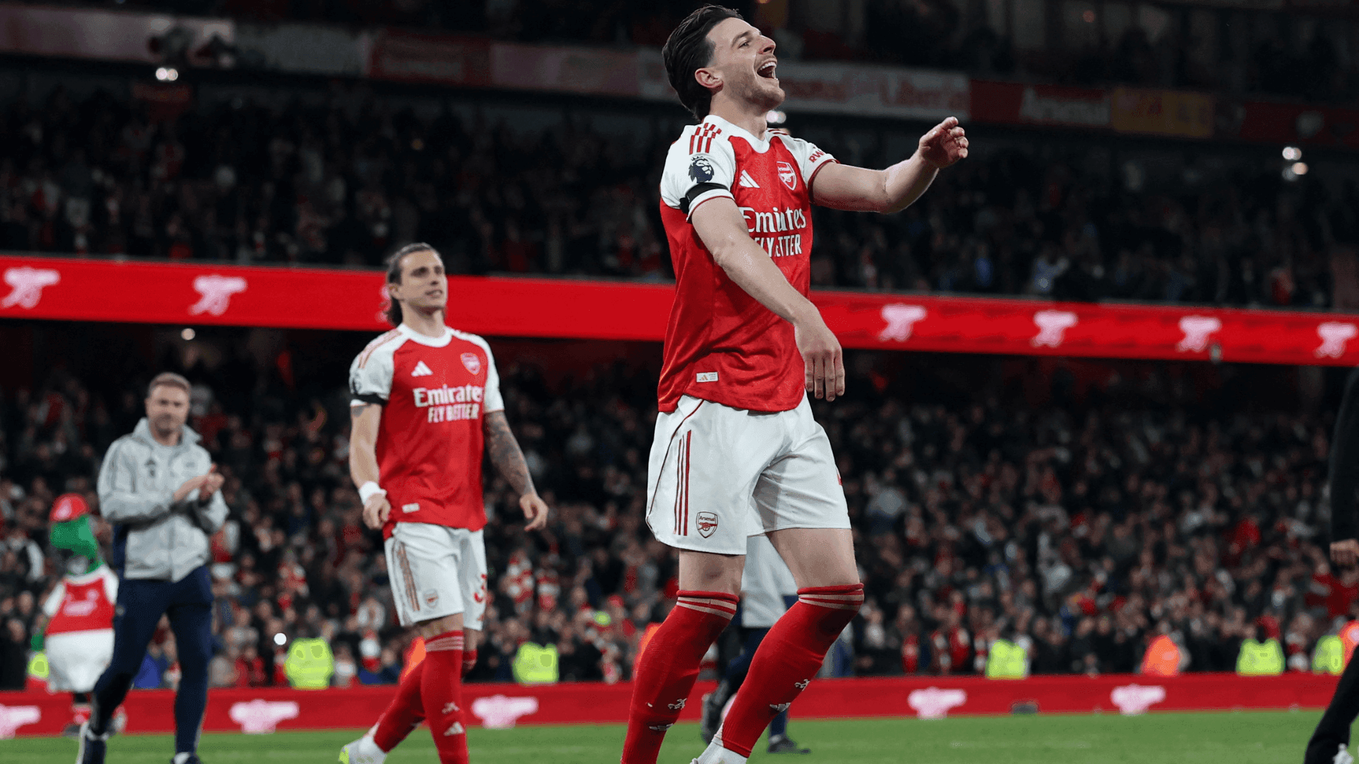 Arsenal venceu o Burnley e se aproxima da taça do Inglês