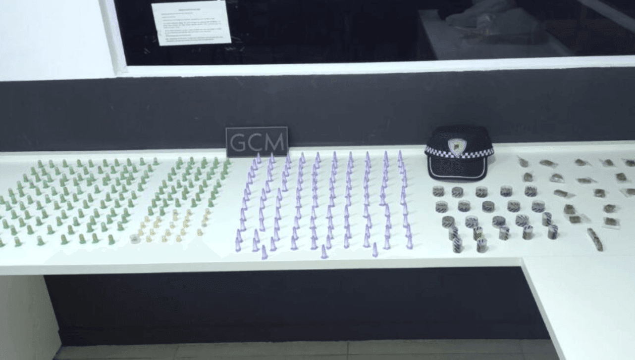 GCM apreendeu crack, cocaína e maconha